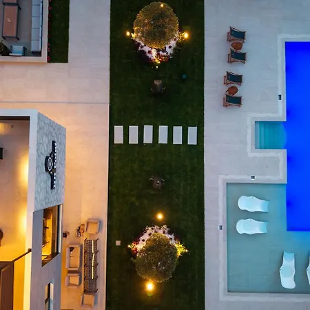 Hh Point Luxury * Дуррес