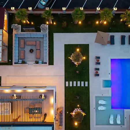Hh Point Luxury Дуррес