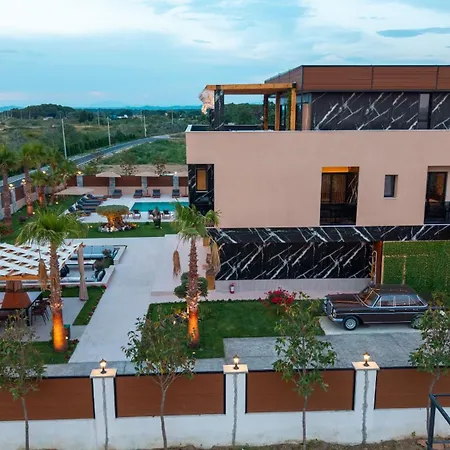Hh Point Luxury