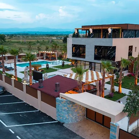 Вилла Hh Point Luxury Дуррес