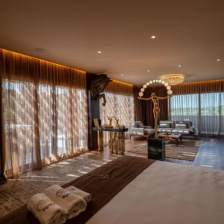 Hh Point Luxury *
