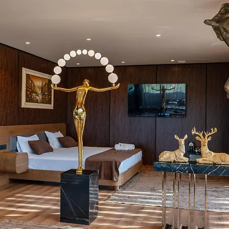 Hh Point Luxury Вилла