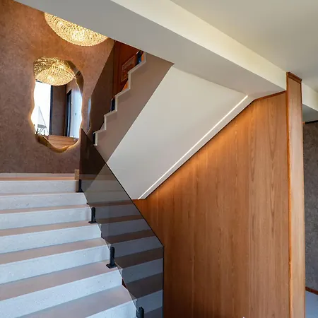 Hh Point Luxury Durrës