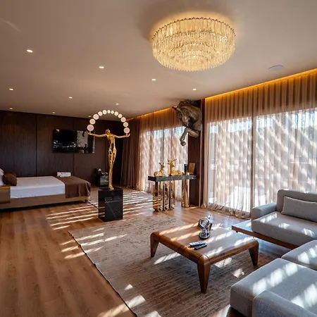 Hh Point Luxury * Дуррес